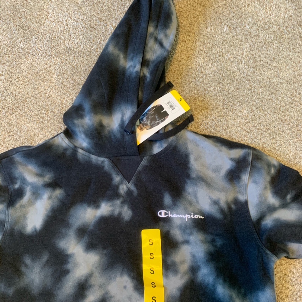 Small champion hoodie